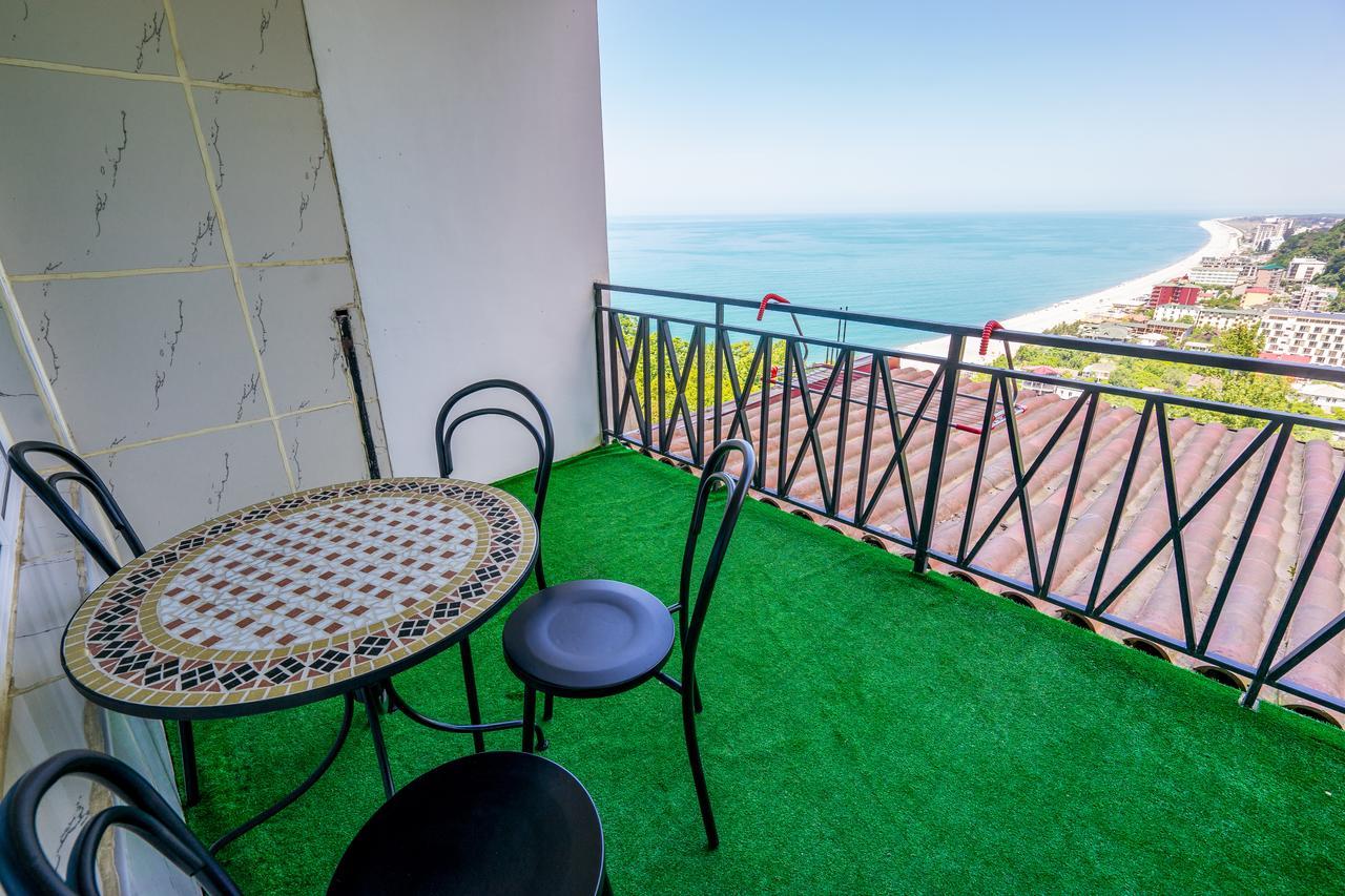 Aniva The Hotel Batumi Exterior photo