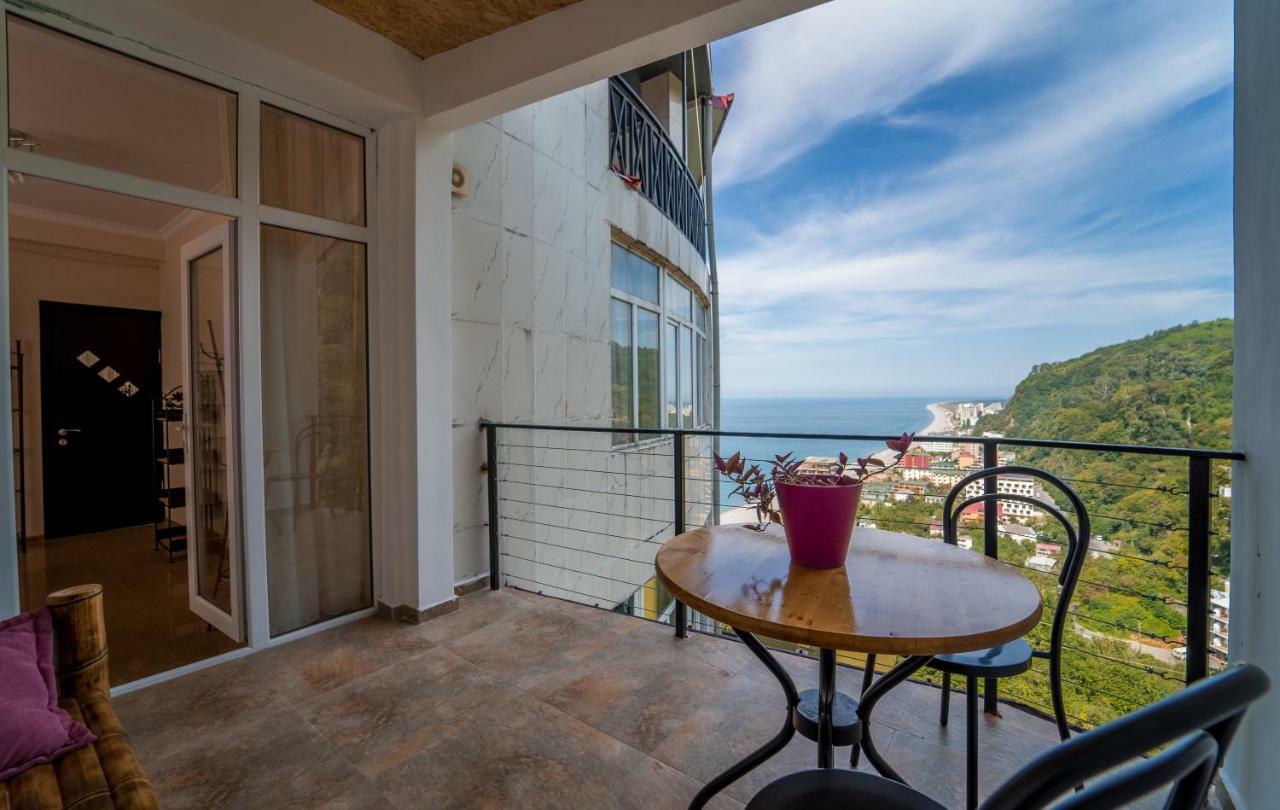 Aniva The Hotel Batumi Exterior photo