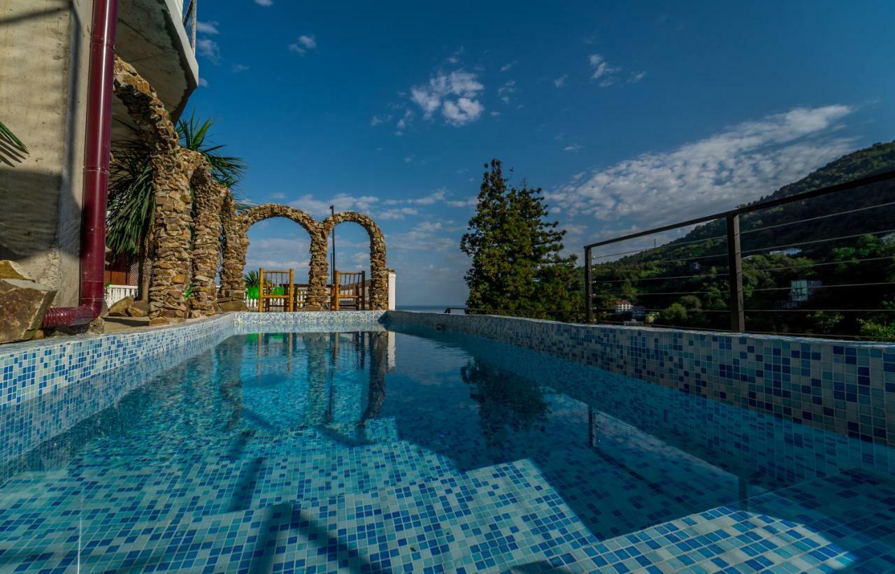 Aniva The Hotel Batumi Exterior photo